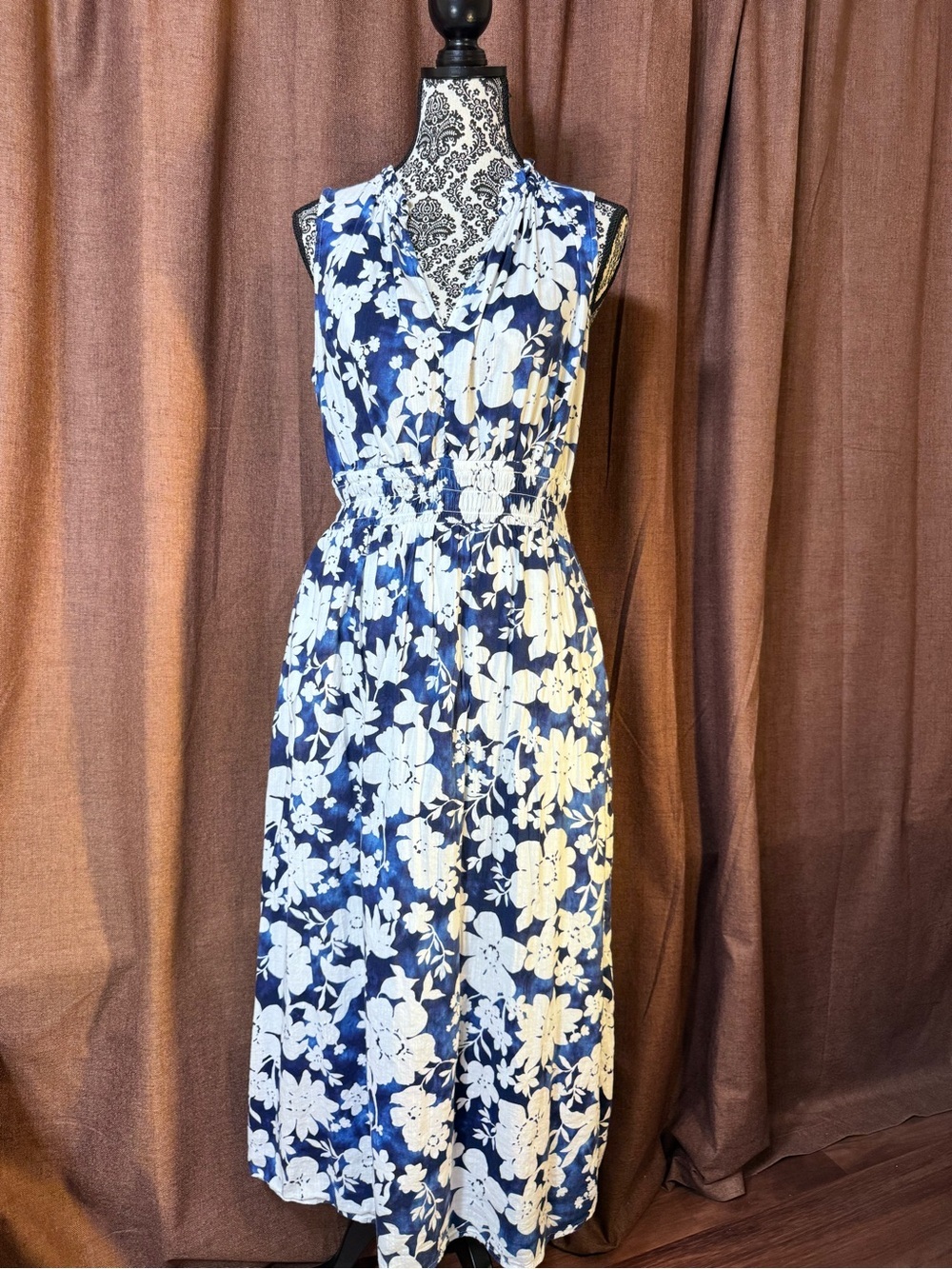 GAP Navy & White Tropical Floral Sleeveless V-neck Flowy Maxi Beach Dress size L